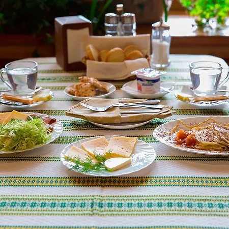 Tsarynka Eco Complex スラブスク