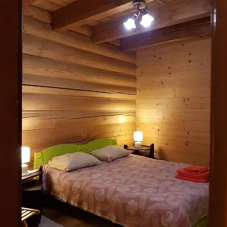 ホリデーパーク Tsarynka Eco Complex スラブスク