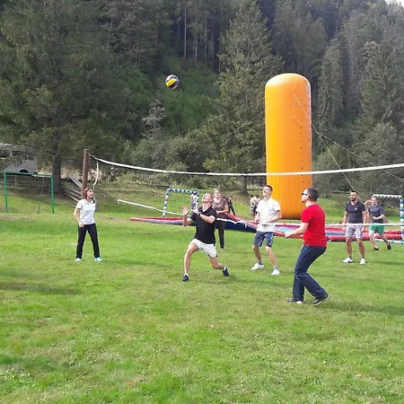 Tsarynka Eco Complex スラブスク